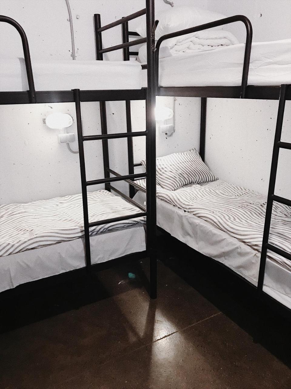Hostel Alcatraz Kiev Extérieur photo