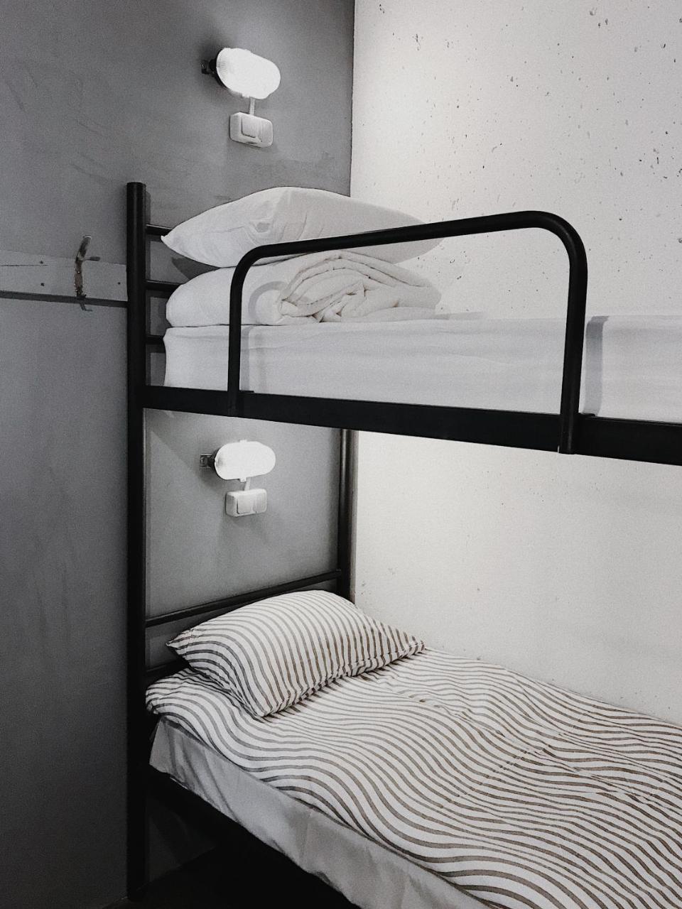 Hostel Alcatraz Kiev Extérieur photo